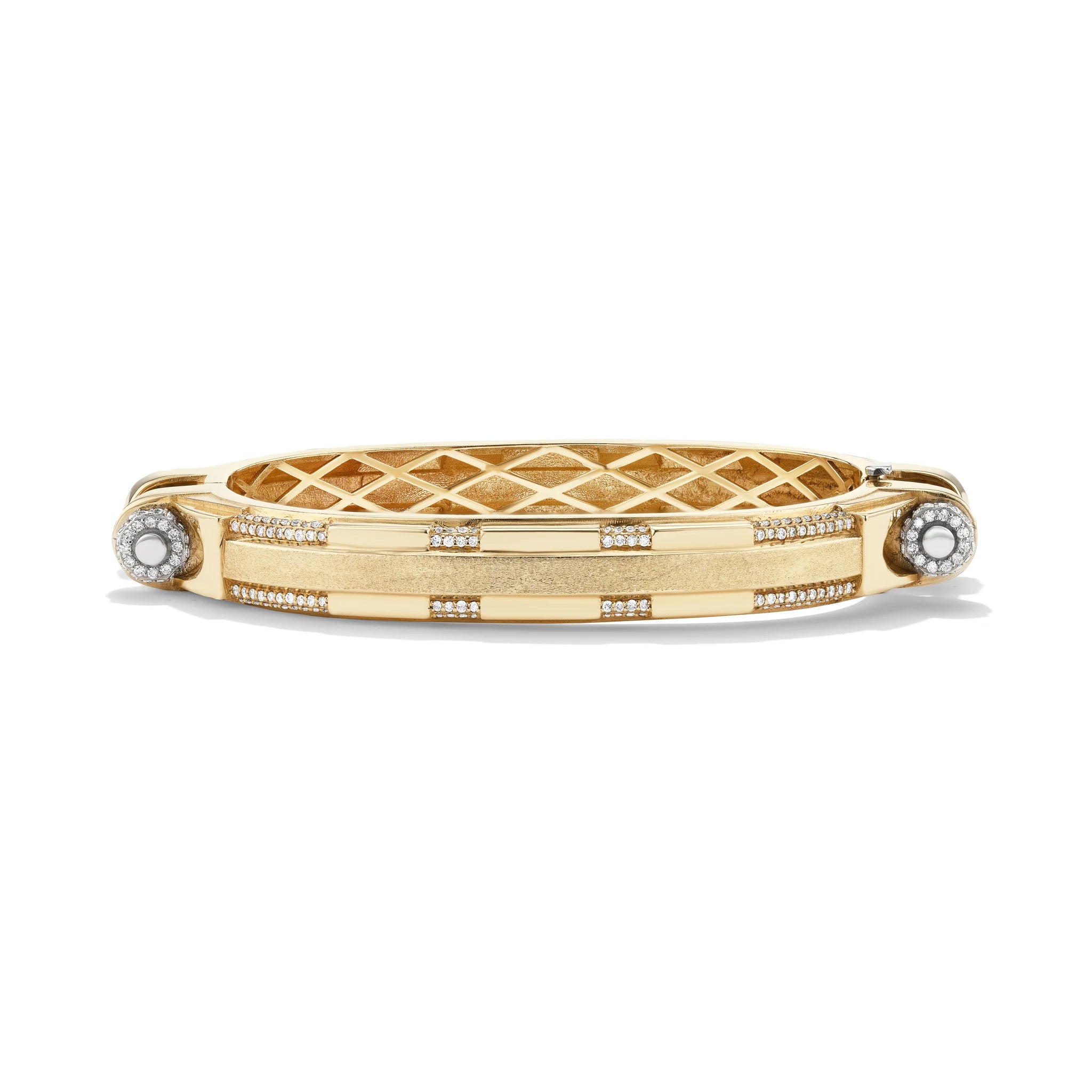14k yellow gold pavé diamond Coupling bracelet, front view of articulated industrial-inspired chain with diamond pavé.   
